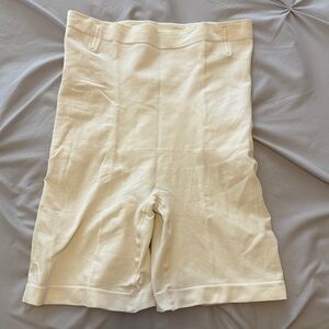 Shapermint Essentials All Day Every Day High-Waisted Shaper Shorts M/L